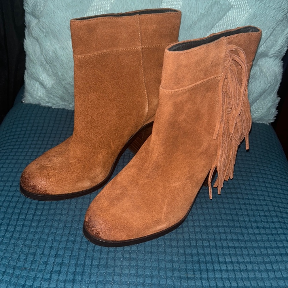 Kenneth Cole New York Tan Suede Ankle Boots